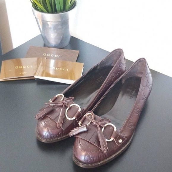 Gucci Loafers - Picture 2 of 11